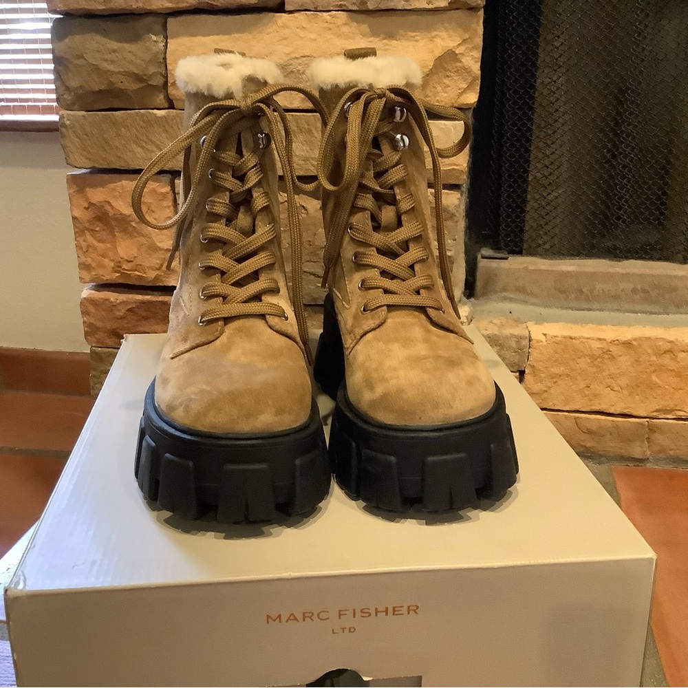 Marc Fisher ML Happier lace up lug sole boot in cognac suede size 5.5M